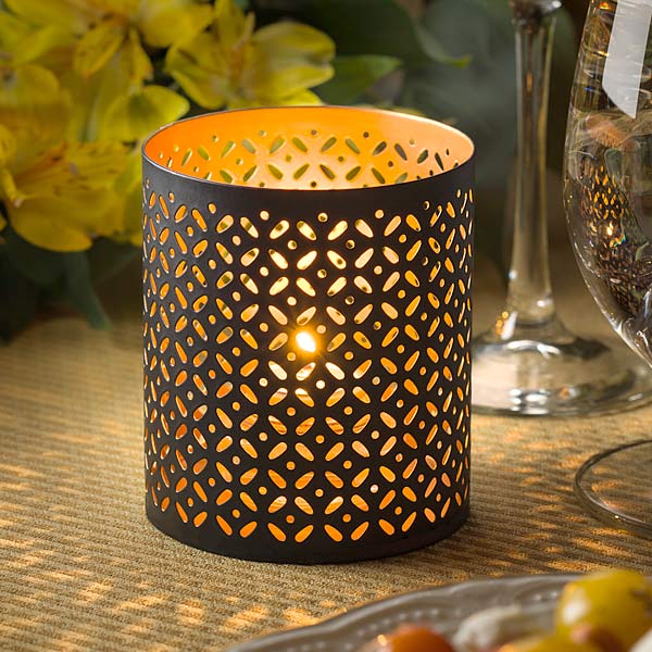 Quality special lighting holders & candles for every occasion